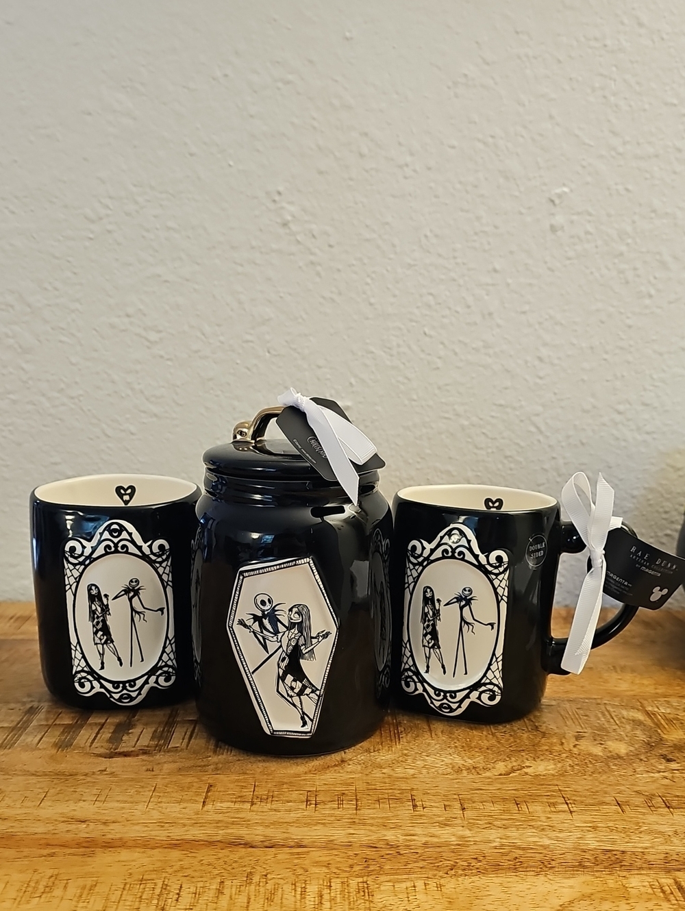 Disney The Nightmare Before Christmas Halloween Ceramic Canister and Mugs Set